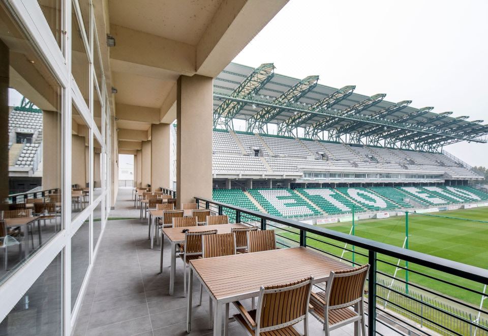 Eto Park Hotel Business and Stadium Over view