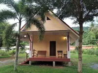 Happy Home Resort Hotels in Khlong Yai District