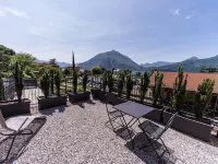 Residenza Decimina Hotels in Perledo