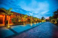Arcadia Resort Hotels in Si Racha