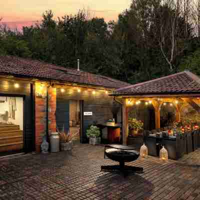 Webbington Farm Holiday Cottages Hotel Exterior
