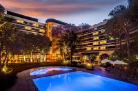 Southern Sun Pretoria - Rooftop Pools