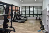 Elegant Comfy 3 Bedroom Apartment Hotels in Mlolongo