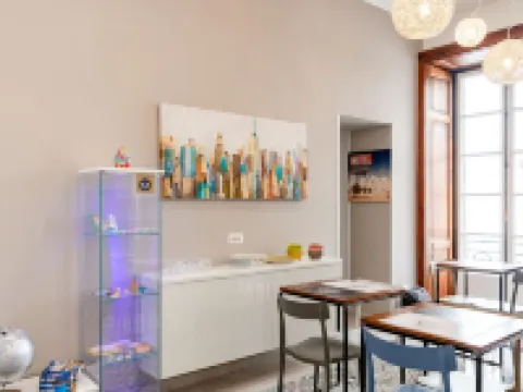 ニュー ギャラリー ナポリのホテル