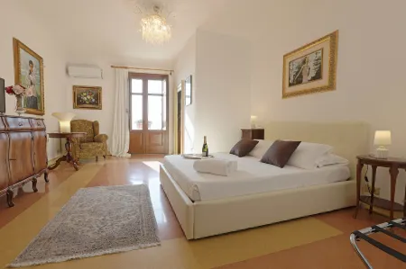 Atenea Luxury Suites - Atenea Collection Отели рядом с достопримечательностью «Храм Зевса Олімпійського»