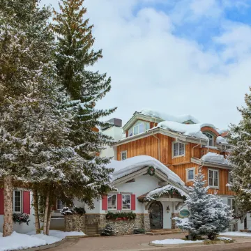 Christiania Condominiums- CoralTree Residence Collection