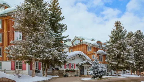 크리스티아니아 콘도, 코랄트리 레지던스 컬렉션