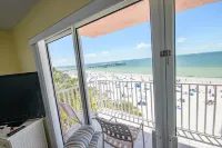 Edison Beach House - Ocean View