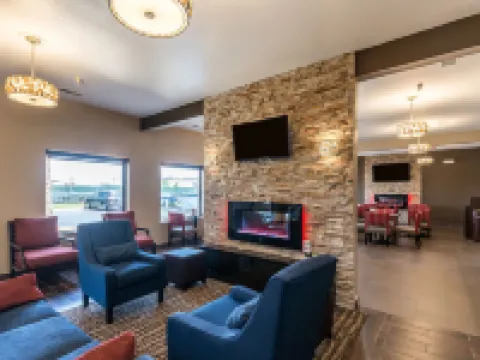 北奧羅拉-內珀維爾舒適套房酒店 奧羅拉酒店