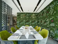 Hotel Holiday International Hotels near Al Majaz