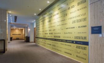 Omni Mont-Royal Hotel