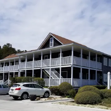 Scarborough Inn