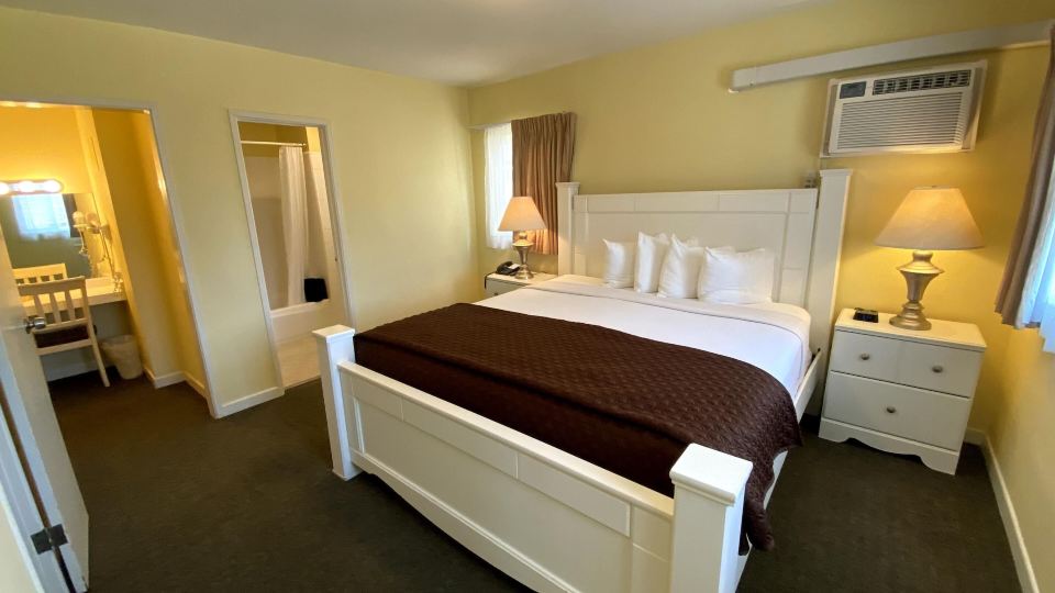 Hollywood Celebrity Hotel