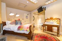 The Bull Hotel