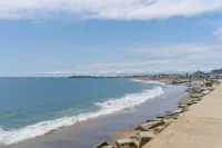 935 Ocean, a Beachside Inn Hotels in Hampton
