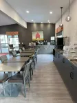 Econo Lodge Inn & Suites - breakfast
