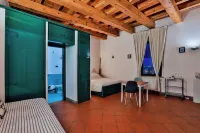 Terrazza Diomede- Manfredi Homes & Villas Hotels in Monte Sant'Angelo