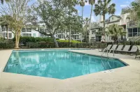 401 Yacht by AvantStay Marina View Pool Porch