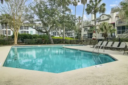 401 Yacht by AvantStay Marina View Pool Porch