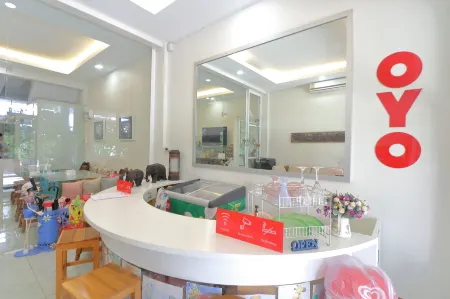 Saen Sabai Hostel Отели рядом с достопримечательностью «Bangkok Flight Services»