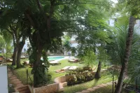 Kijani Hotel - piscina