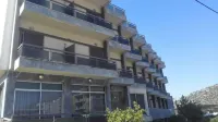 Glaros Hotel dekat Agia Varvara