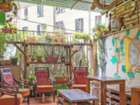 ア カーサ ディ アミーチ パレルモのホテル