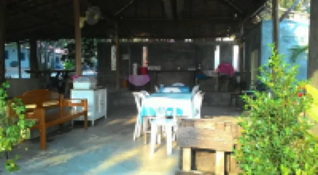 ภูเคียงเดือนรีสอร์ท