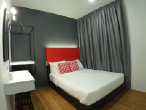 The Red Hotel Hotel di Tanjung Dua Belas