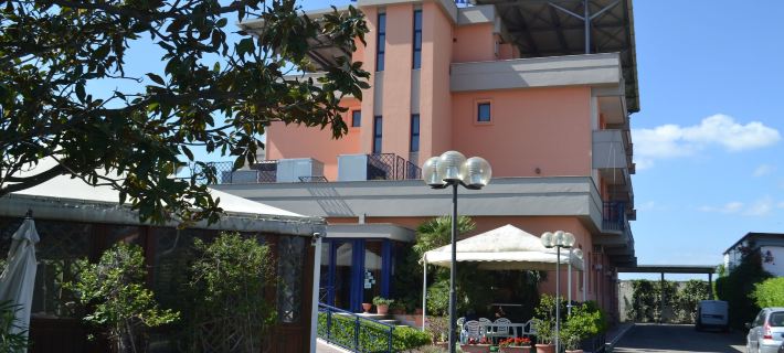 La Villa dei Gourmets - Struttura Sanificata Hotels in Foggia