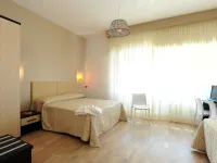 Honey Rooms Hotels near Gianicolense