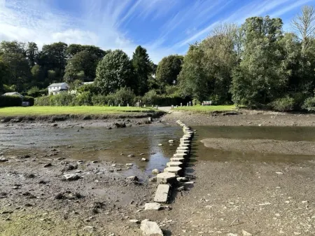 The Ship Inn Lerryn Отели рядом с достопримечательностью «Замок Рестормель»