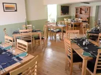 The Hollies Inn Hotels in Longbridge Deverill