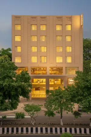 Bloom Boutique l Ranjit Avenue Отели в г. Амритсар