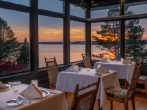 Spruce Point Inn Resort and Spa Hotels in Lincoln County