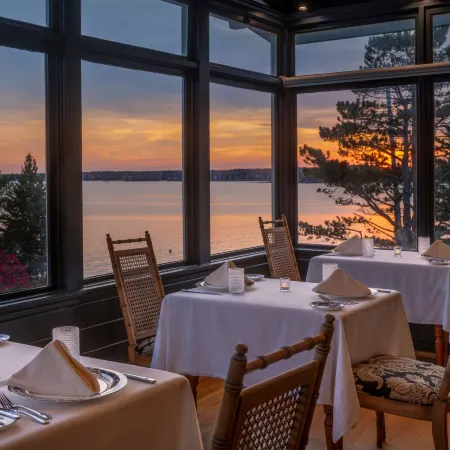 Spruce Point Inn Resort and Spa