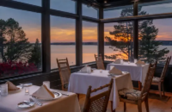 Spruce Point Inn Resort and Spa