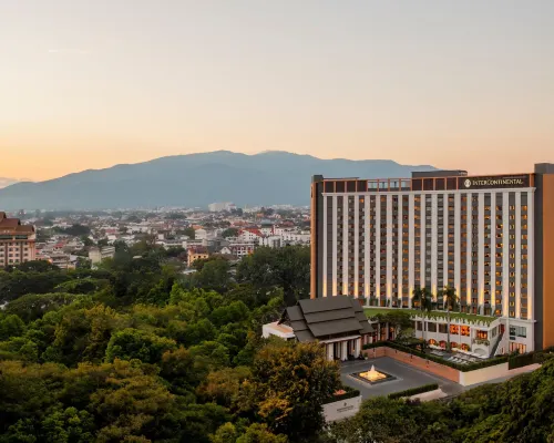 InterContinental CHIANG MAI THE MAE PING by IHG Hotel berhampiran Jambatan Meng Memorial