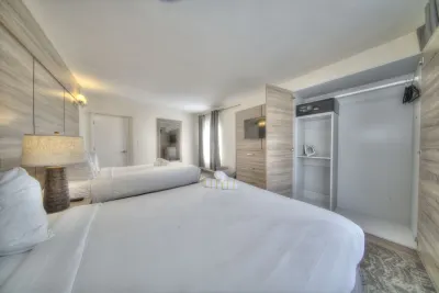 Riverside Apartments by the Beach فنادق في بومبانو بيتش