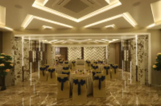 호텔 아우리스 & 연회장, 뭄바이 국제공항