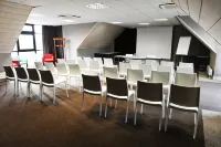 Logis Golfe Hotel Hotels in Sene