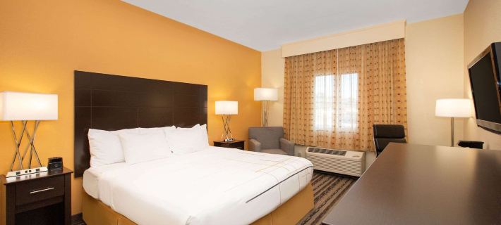 La Quinta Inn by Wyndham Lincoln Hotels in Lincoln