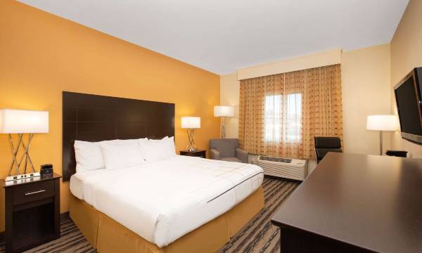La Quinta Inn by Wyndham Lincoln