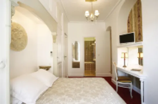 오텔 르 마뇰리아