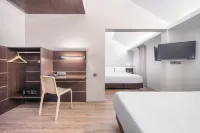 Moov Hotel Évora فنادق في Horta das Figueiras