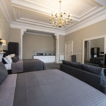 Grosvenor Suites Отели рядом с достопримечательностью «Хэймаркет»