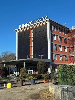 First Hotel Malpensa Hotels in Сомма-Ломбардо