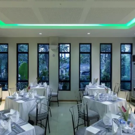 Hotel Kan Yeik Thar
