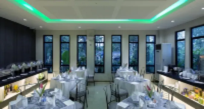 ホテル カン イェック タール