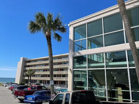 Oceanfront Viking Motel Отели рядом с Аэропорт Миртл Бич АФБ